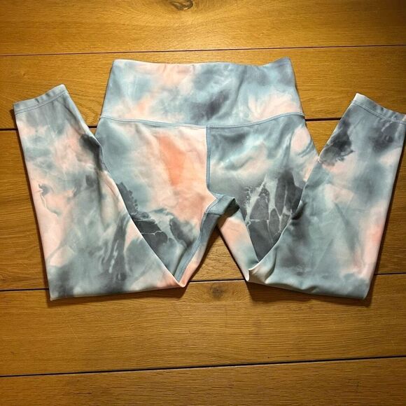 Athleta elation printed 7/8 small tight legging - Picture 4 of 8